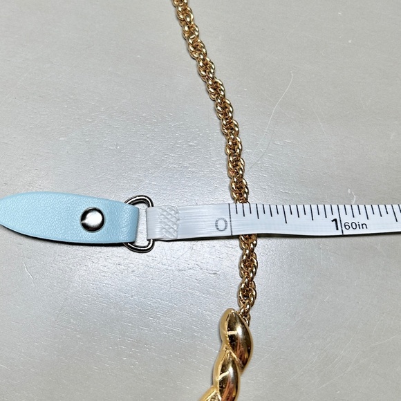 Monet Vintage Twist Front Design 18K Gold Plated Spiral Chain Link Necklace. - Picture 10 of 14